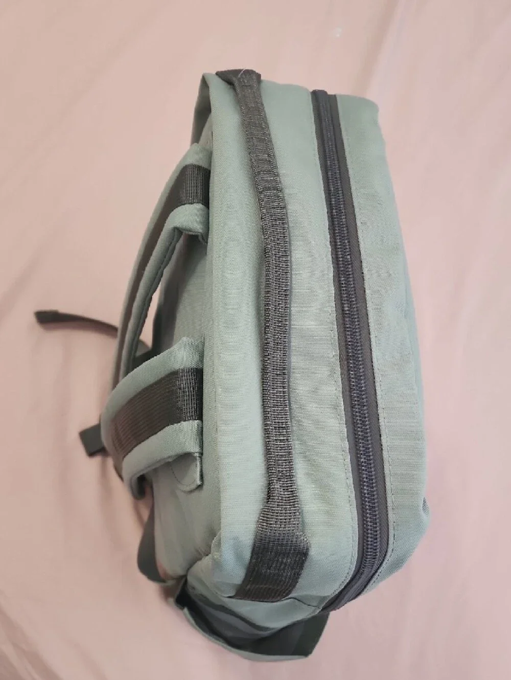 Minimalist Sage Green Diaper Bag – Parent-Friendly Organizer